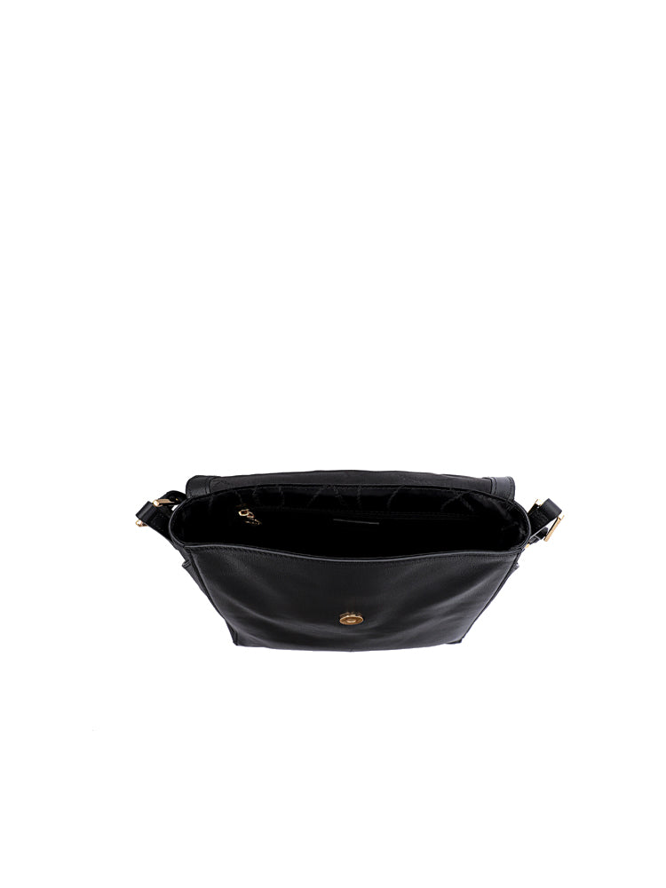 Stacked 牛皮革斜背袋與側揹袋