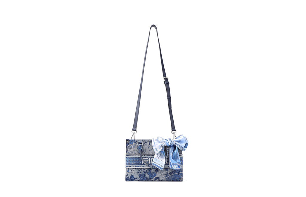 Avatar Jacquard with Cow Leather Medium Tote Bag