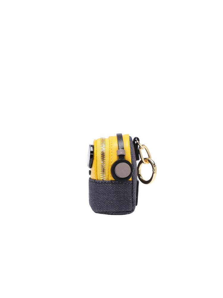 Minions 織物鑲牛皮革迷你側孭袋