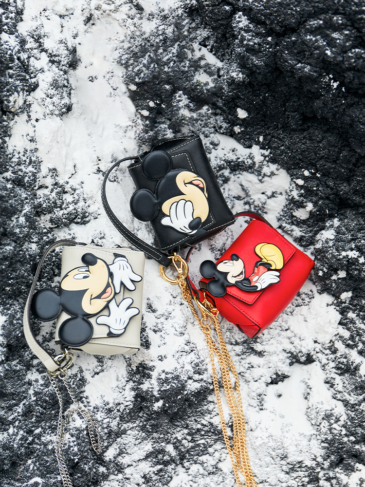 Mickey Mouse 迷你皮革斜揹袋