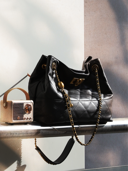 FION Quilting 牛皮革流浪袋