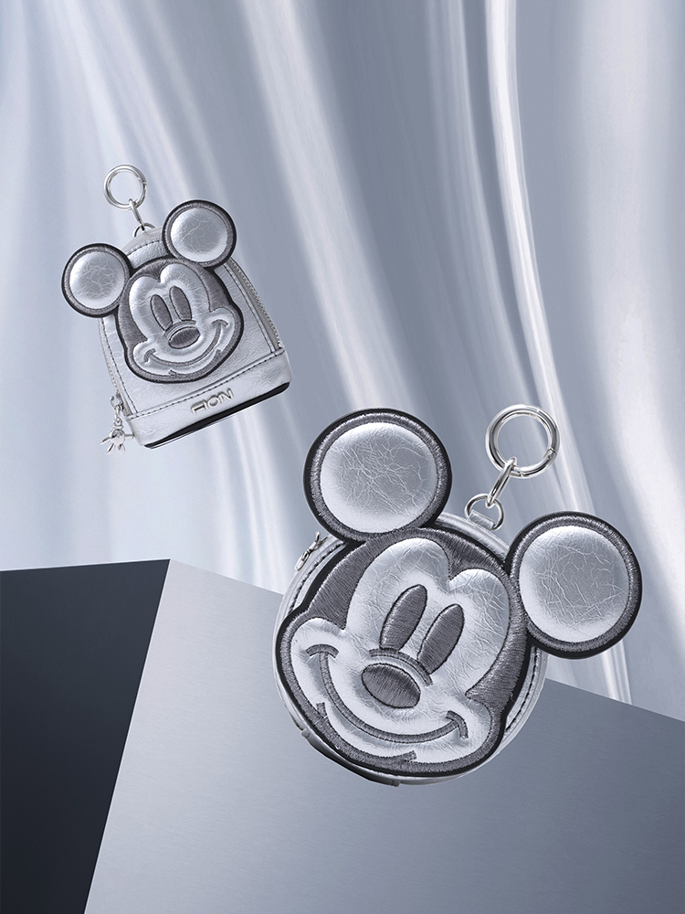 Mickey Mouse 銀色皮革迷你側孭袋