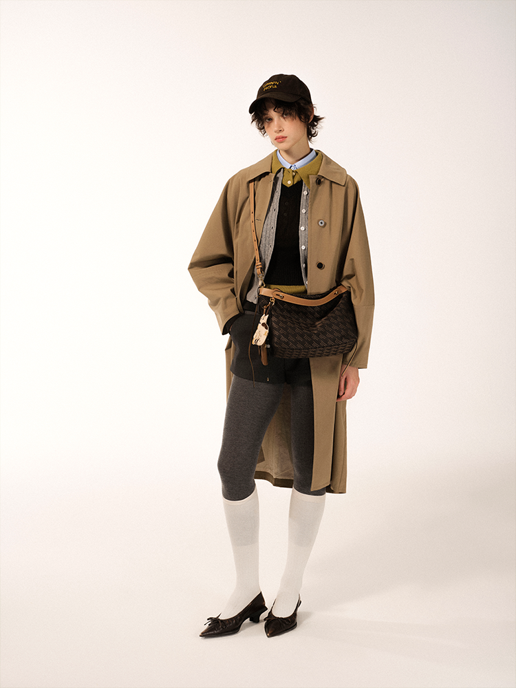 FION Y Island Jacquard with Leather Bag